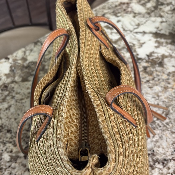 Eric Javits Tan Woven Bag - Picture 11 of 15